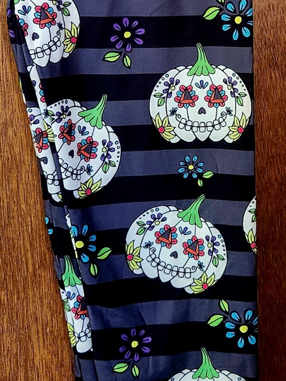 Women's Black & Gray Halloween Pumpkin Skull Leggings